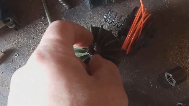 Ремонт триммера Hammer Flex ETR300 смотреть онлайн