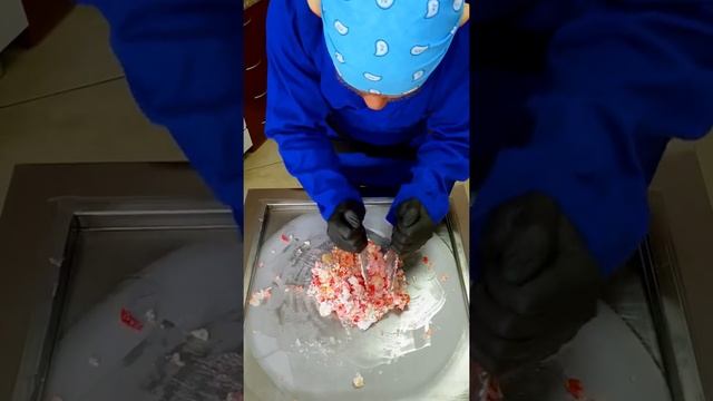 Vegetables vs cake rolls ice cream challenge #Shorts смотреть онлайн