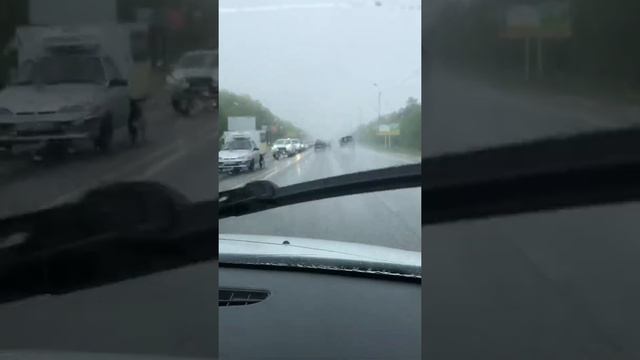 Еду дождливым утром из Пятигорска в Железноводск смотреть онлайн