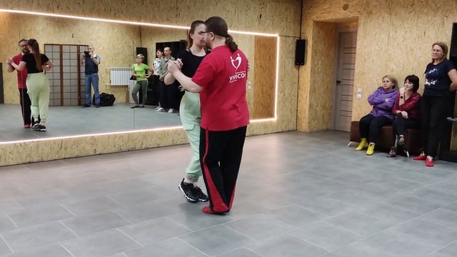 Kizomba - Foot Slides - Class - Workshop смотреть онлайн