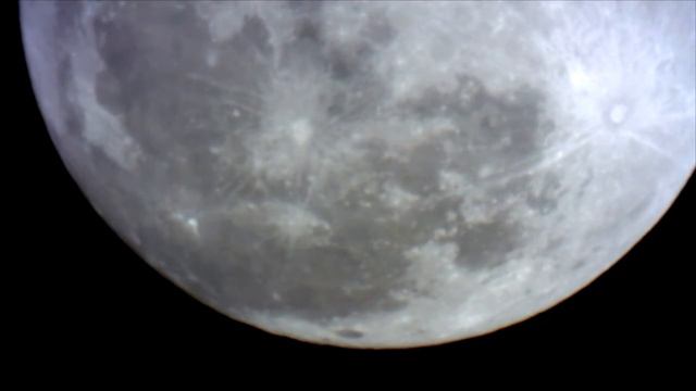 Moon through Celestron 130EQ and Bresser MikrOcular Full HD Eyepiece Camera смотреть онлайн
