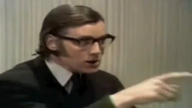 Argument Clinic смотреть онлайн