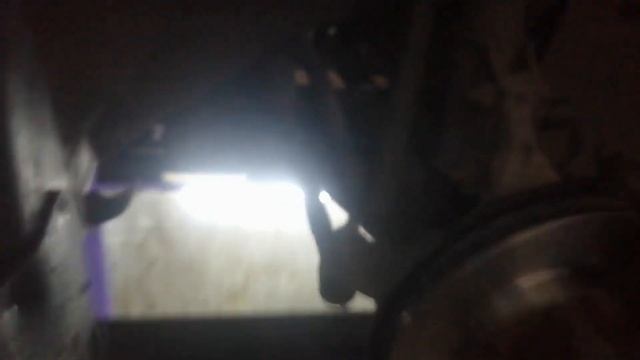 Шевроле Круз заклинило задний суппорт Тормозные диски колодки вкруг смотреть онлайн