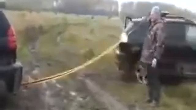 Помог называется)) смотреть онлайн
