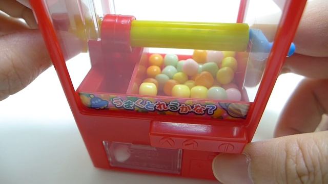 Mini Toy Crane Game Candy Machine смотреть онлайн