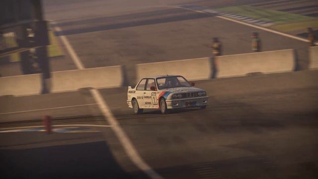 Need for Speed SHIFT2 Unleashed - Old BMW car. смотреть онлайн