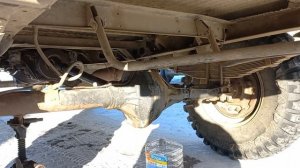УАЗ. Какое масло лить в мосты на зиму ? Трансмиссионное масло в редуктор.