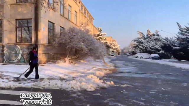 Snowfall inside Dalian Polytechnic University#Dec. 10 2022 смотреть онлайн
