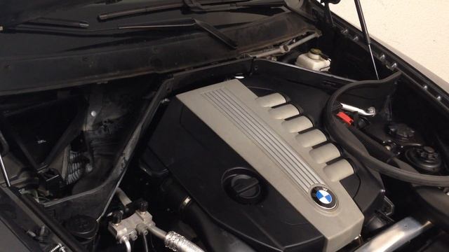 BMW E70 X5 - Engine Partition Replacement смотреть онлайн