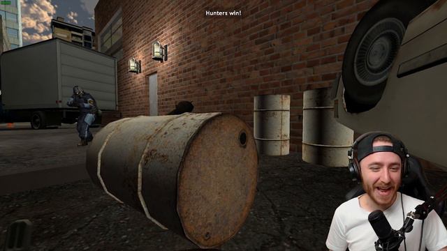 Shotgun vs WATERMELON?? (Garry's Mod Prop Hunt) смотреть онлайн