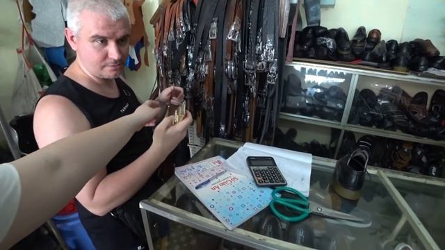 Вьетнам. Где ЛУЧШИЙ МАГАЗИН КОЖИ в Нячанге? Цены на ремни и обувь из крокодила, питона и коровы