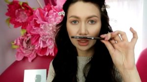 Убираем НАВИСШЕЕ ВЕКО за 5 минут с помощью макияжа