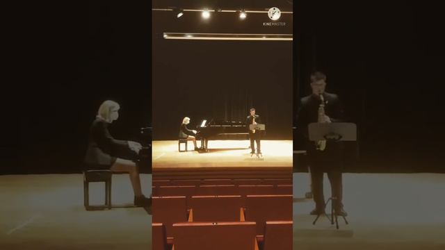 Prelude, Cadence et Finale - A. Desenclos смотреть онлайн