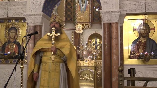 Проповедь архимандрита Мелхиседека на ночной Литургии в Покровском храме. смотреть онлайн