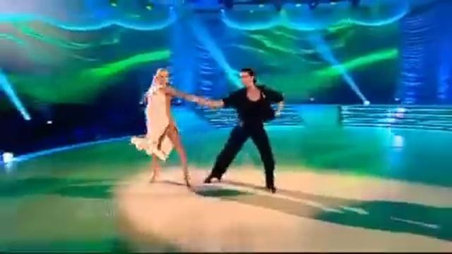 Russian tango.Tanya Navka,Aleks LiTVINENKO Кони привередливые - Evro Dance .flv смотреть онлайн