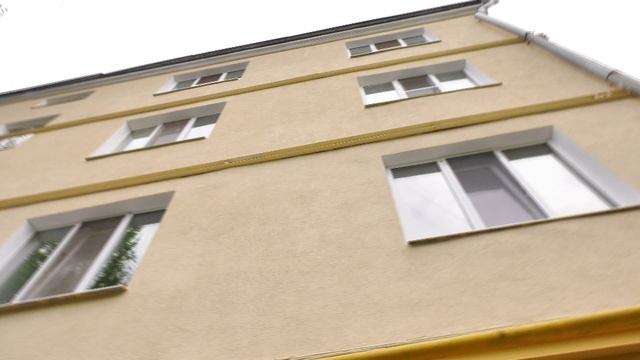 Завершились работы по ремонту фасада и инженерных систем одного из домов в Октябрьском районе