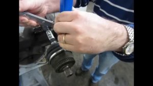 Установка хомута пыльника (ШРУСа)