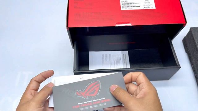 Asus Rog Herculx Graphics Card Holder Rgb Unbox And  Install