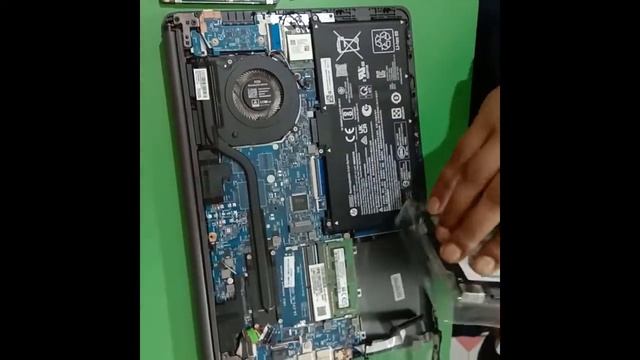 How to Upgrade SSD on HP 245 G8 Laptop | The B Network смотреть онлайн