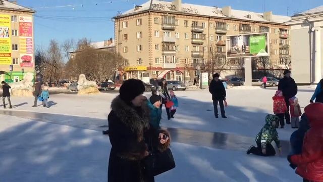 Прогулка в Новоалтайске ! Зима -15 ..супер Погода !!! смотреть онлайн