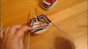 9 Пинетки кеды спицами  Василиса