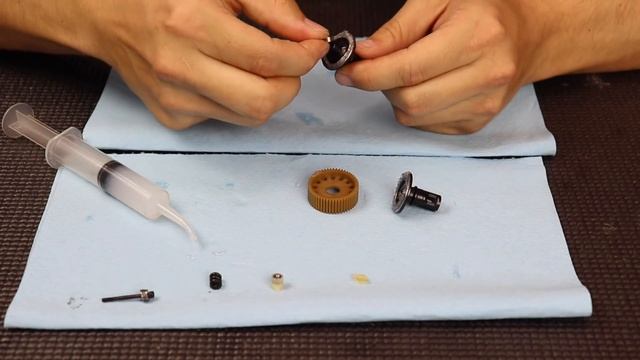 Spencer Rivkin 1:10 Build Tip - How to Build a Ball Diff смотреть онлайн