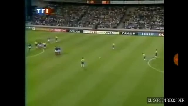 Сумасшедший гол Роберто Карлоса! смотреть онлайн