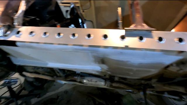 Сварка порога ВАЗ 2107. Пол, порог, поддамкратники и антигравий. смотреть онлайн