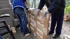 Необычный способ разборки паллет, быстро и легко