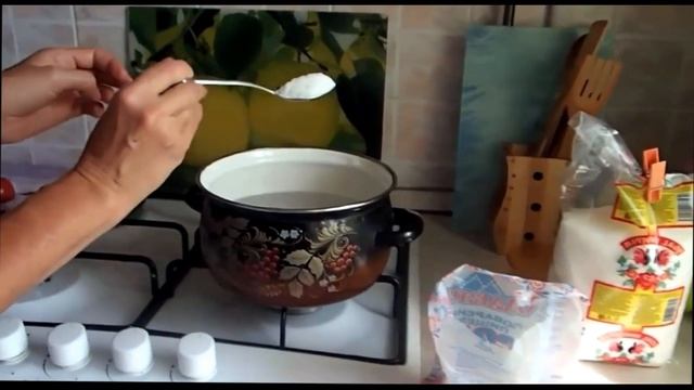 Маринованные помидоры с морковной ботвой Отличный рецепт заготовок на зиму! смотреть онлайн