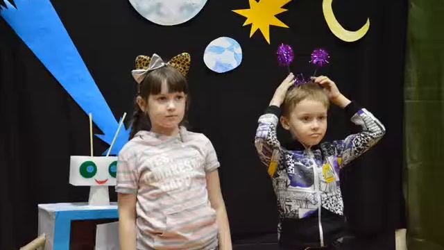 Сто лет тому вперед Буктрейлер смотреть онлайн