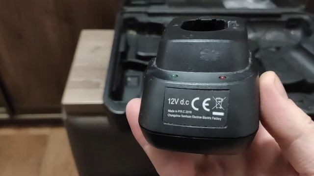 Шурупокрут акумуляторний  Dexter Power IC 120 CD