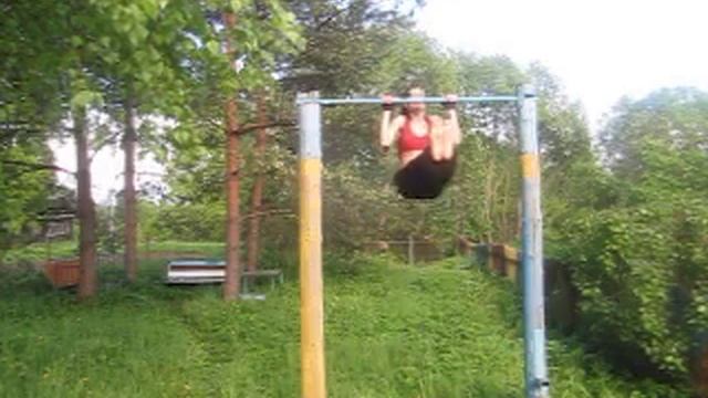 подтягивания с уголком смотреть онлайн