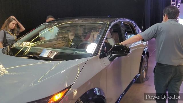 Nissan Ariya w/ Amazon Alexa Built In смотреть онлайн