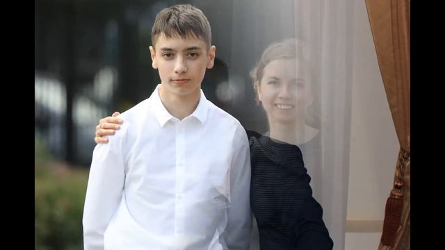 Видео от родителей на выпускной. смотреть онлайн