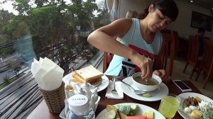 Вьетнам Нячанг №10 Завтраки отеля Regalia. Пляж море