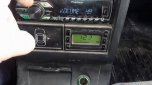 при нагрузке падает  напряжение