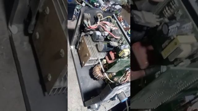 Las Listrik смотреть онлайн