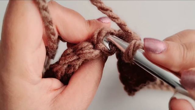 BUFANDA CIRCULAR O INFINITA TEJIDA A CROCHET O GANCHILLO TEJIDO FACIL Y RAPIDO смотреть онлайн