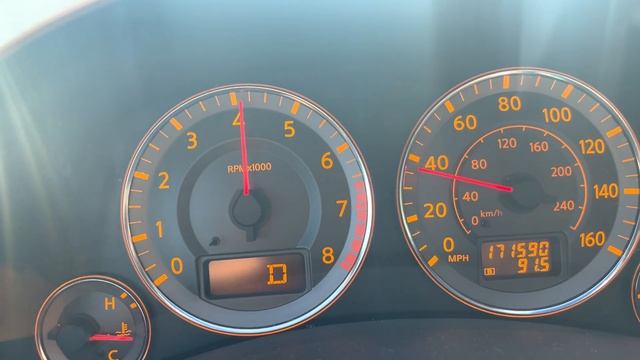 2006 Infiniti FX35 Acceleration and Downshifts смотреть онлайн