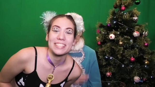 Новогоднее поздравление Вари и Даш смотреть онлайн