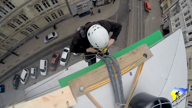 Миття вікон| Готель Ibis| Львів| 2017 смотреть онлайн