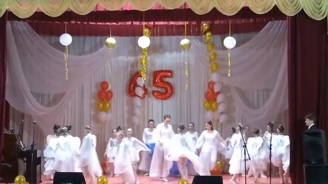 Танец "Ангелы" - хореографический ансамбли "Златовласка" смотреть онлайн