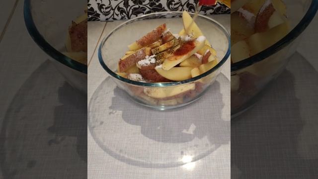 Картофель по-деревенски. По-деревенски. Картофель в духовке. Запечённая картошка смотреть онлайн