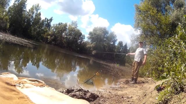 Рыбалка на вонючем озере (дача). В Новосибирске смотреть онлайн
