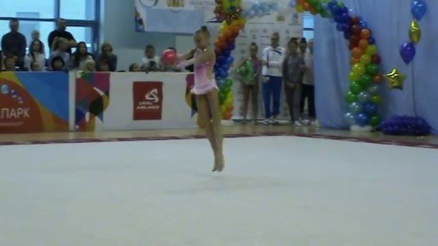 Варыпаева Катя 2002 мяч Сор-я памяти ЗТ СССР Е.А.ОБЛЫГИНОЙ 17-19.10. 2014, г. Екатеринбург смотреть онлайн