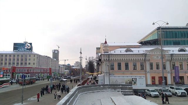 Екатеринбург. Площадь 1905 года. Новый 2022 год..mp4 смотреть онлайн