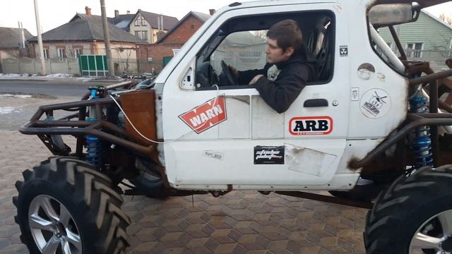 Белый джимни смотреть онлайн