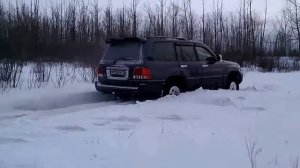 Lexus LX470 по снегу