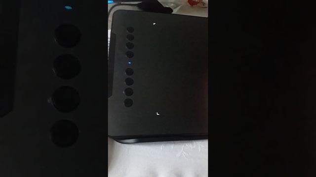 Учусь рисовать на компе в программе для новичков :') смотреть онлайн